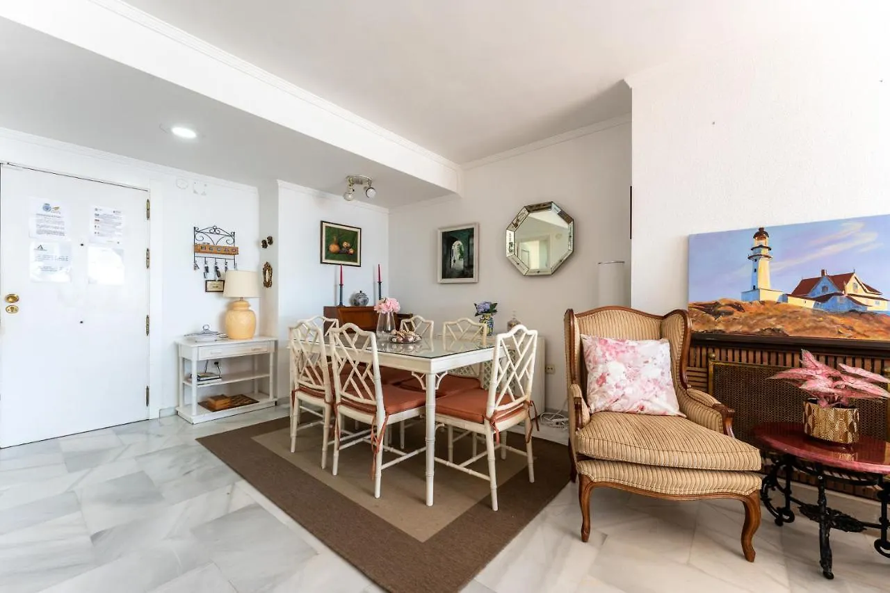 Malagasuite Torremolinos Seaside Penthouse Apartment