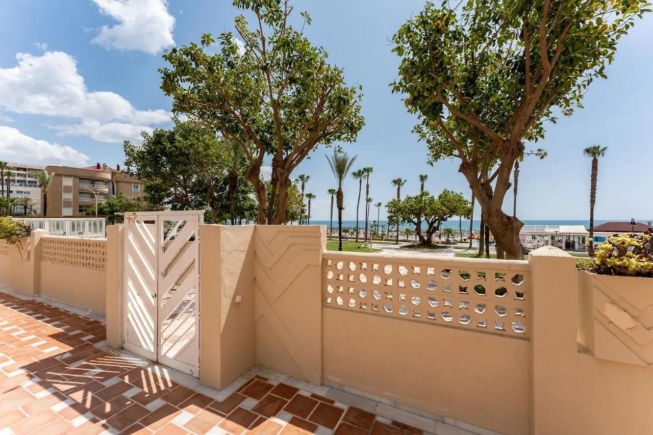 Malagasuite Torremolinos Seaside Penthouse 0*,